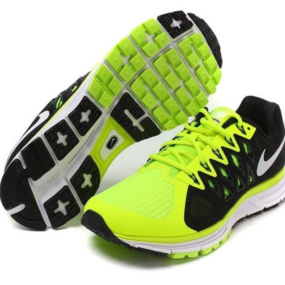 Nike Air Zoom Vomero 9

Volt/Black Men's Sz 12